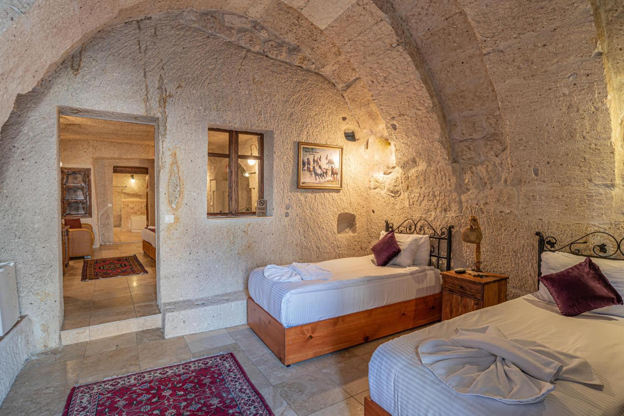 Elegance Cave Suites & Restaurant Göreme Ngoại thất bức ảnh