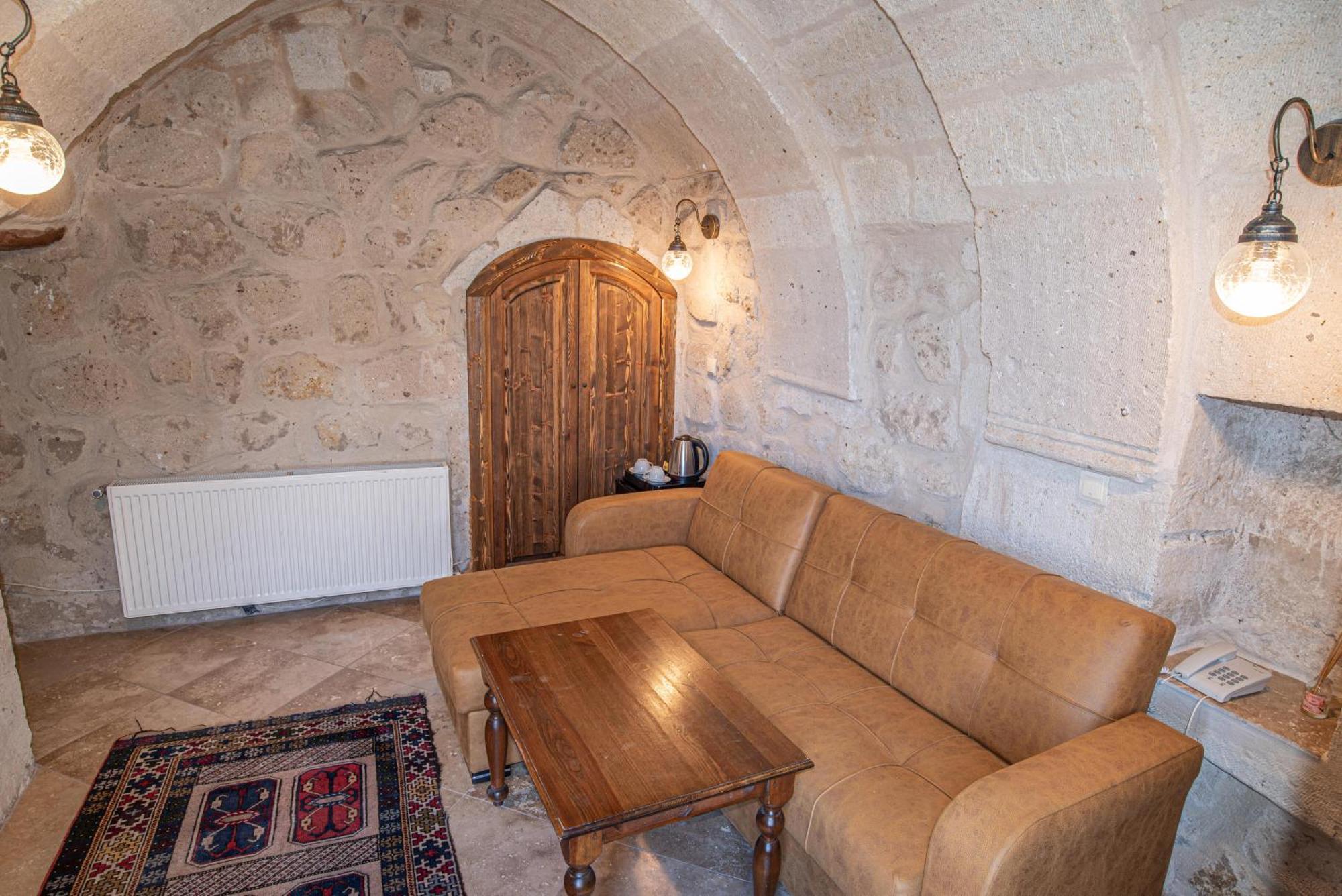 Elegance Cave Suites & Restaurant Göreme Ngoại thất bức ảnh